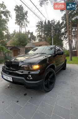 Позашляховик / Кросовер BMW X5 2004 в 