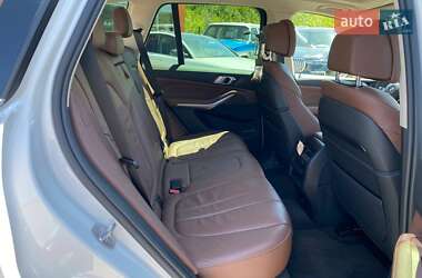 Внедорожник / Кроссовер BMW X5 2019 в 