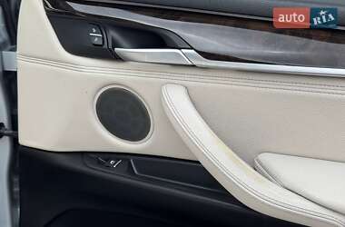 Внедорожник / Кроссовер BMW X5 2015 в 