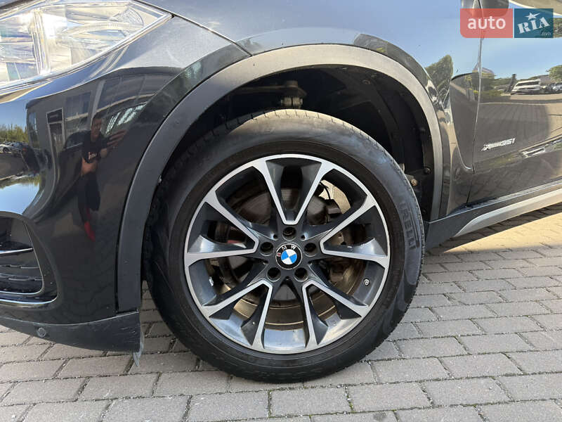 Внедорожник / Кроссовер BMW X5 2017 в Ровно