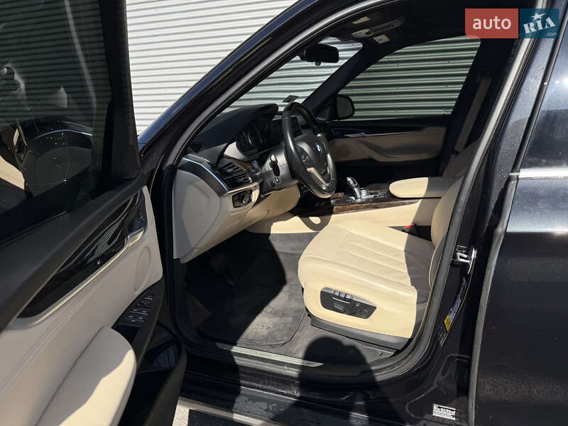 Внедорожник / Кроссовер BMW X5 2017 в Ровно