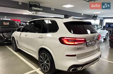 Позашляховик / Кросовер BMW X5 2020 в 