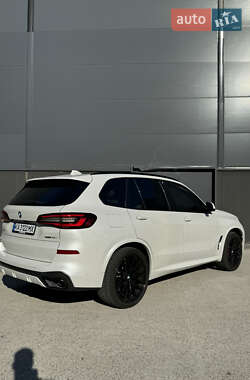 Внедорожник / Кроссовер BMW X5 2021 в 
