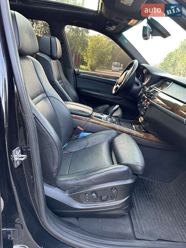 Позашляховик / Кросовер BMW X5 2009 в Черкасах