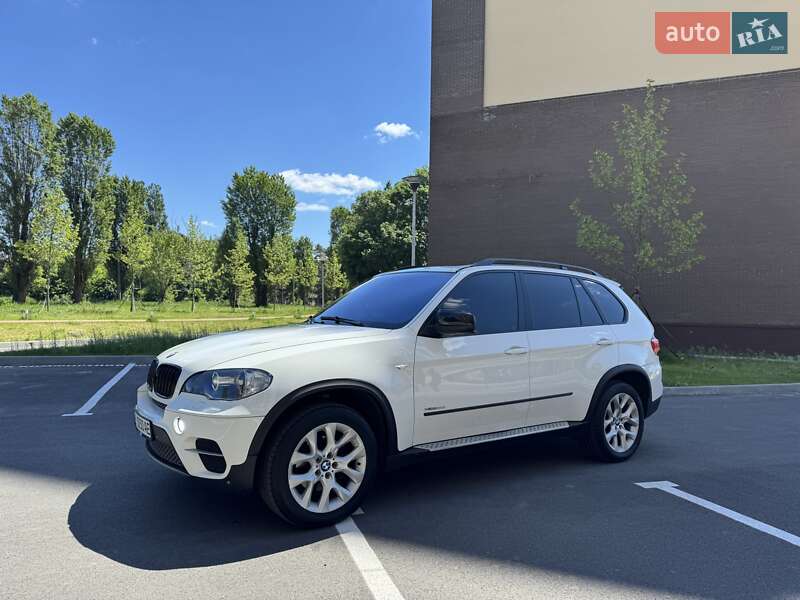 Внедорожник / Кроссовер BMW X5 2011 в Чернигове