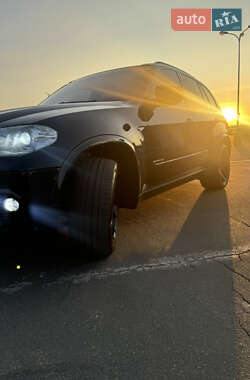 Внедорожник / Кроссовер BMW X5 2010 в 