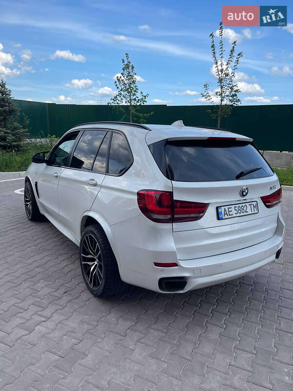 Внедорожник / Кроссовер BMW X5 2015 в Киеве