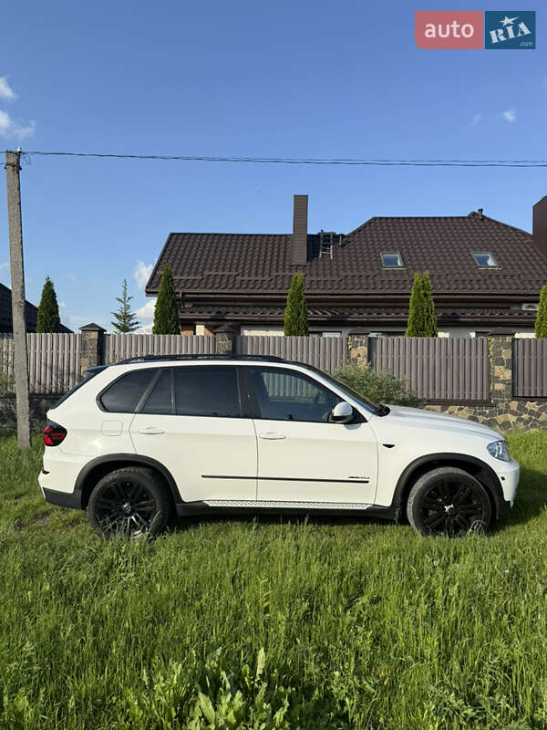 Позашляховик / Кросовер BMW X5 2012 в Луцьку