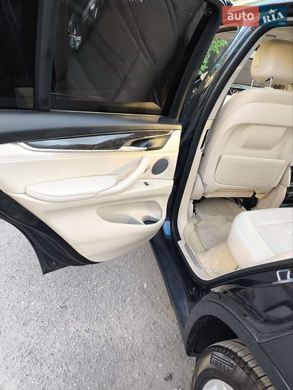 Позашляховик / Кросовер BMW X5 2014 в Кропивницькому