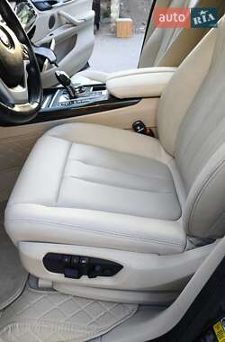 Позашляховик / Кросовер BMW X5 2014 в 