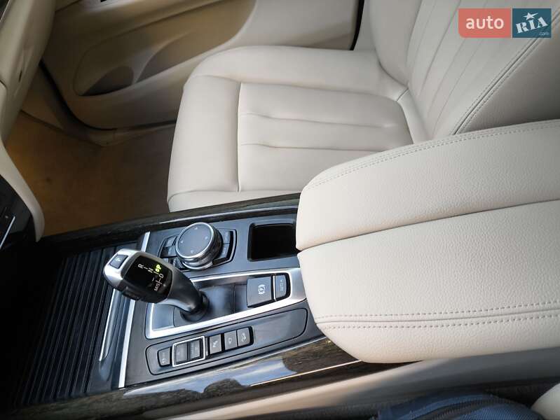 Позашляховик / Кросовер BMW X5 2014 в Кропивницькому