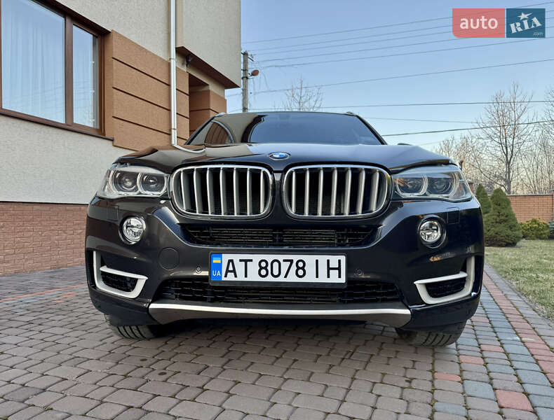 Позашляховик / Кросовер BMW X5 2017 в Коломиї