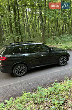 Внедорожник / Кроссовер BMW X5 2021 в 