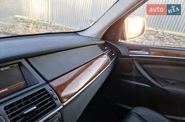 Внедорожник / Кроссовер BMW X5 2011 в 