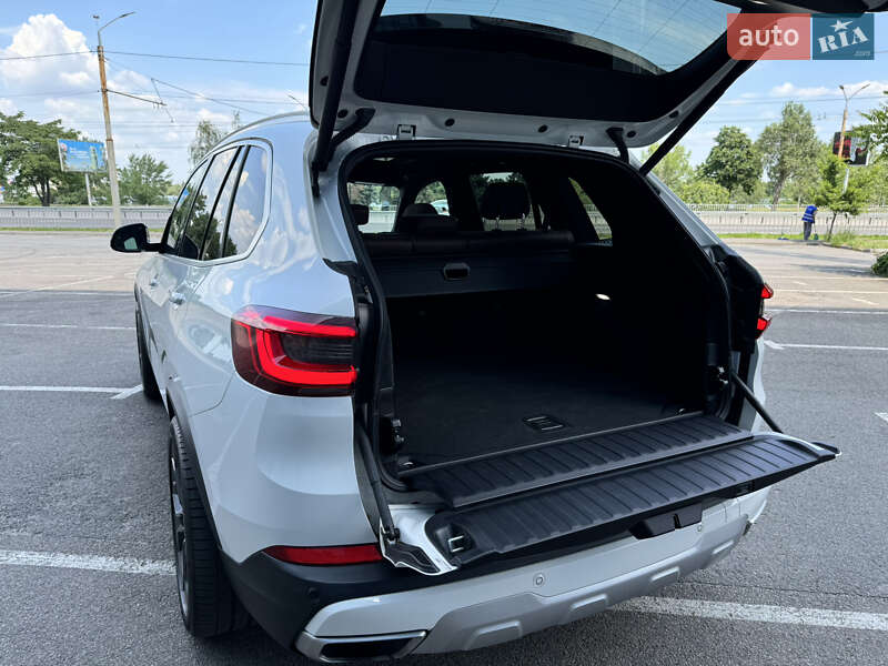 Позашляховик / Кросовер BMW X5 2019 в Дніпрі