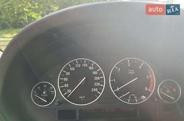 Внедорожник / Кроссовер BMW X5 2005 в 
