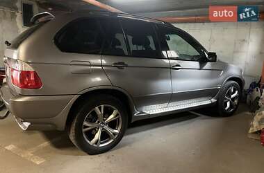 Внедорожник / Кроссовер BMW X5 2005 в 