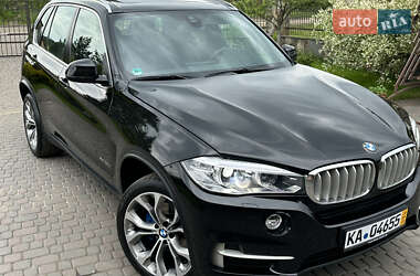 Внедорожник / Кроссовер BMW X5 2015 в 
