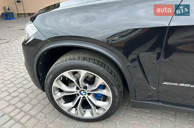 Внедорожник / Кроссовер BMW X5 2015 в 