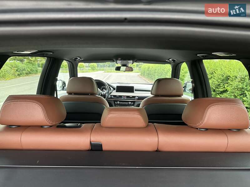 Внедорожник / Кроссовер BMW X5 2017 в Одессе