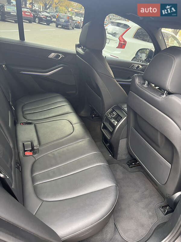 Внедорожник / Кроссовер BMW X5 2020 в Запорожье