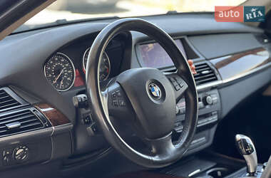 Внедорожник / Кроссовер BMW X5 2011 в 