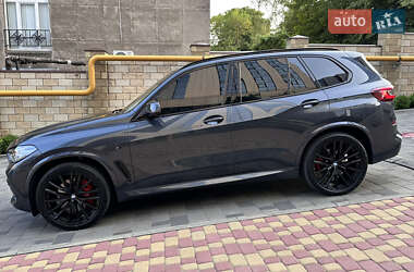 Позашляховик / Кросовер BMW X5 2022 в 