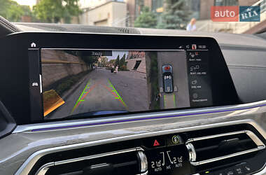 Позашляховик / Кросовер BMW X5 2022 в 