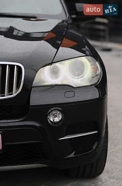 Внедорожник / Кроссовер BMW X5 2011 в 