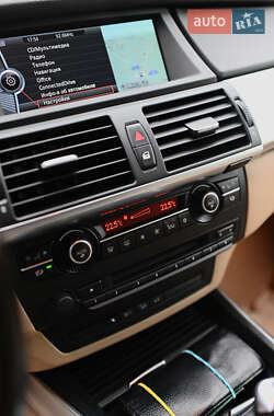 Внедорожник / Кроссовер BMW X5 2011 в 