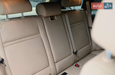 Внедорожник / Кроссовер BMW X5 2011 в 
