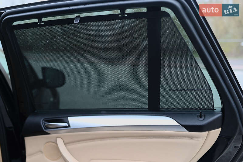 Внедорожник / Кроссовер BMW X5 2011 в Дубно