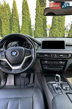 Внедорожник / Кроссовер BMW X5 2018 в 