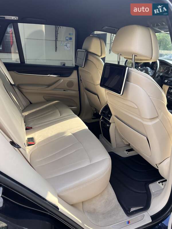 Внедорожник / Кроссовер BMW X5 2013 в Днепре