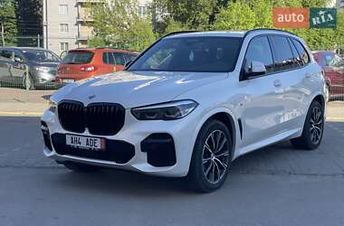 Внедорожник / Кроссовер BMW X5 2022 в 