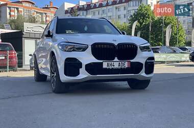Внедорожник / Кроссовер BMW X5 2022 в 