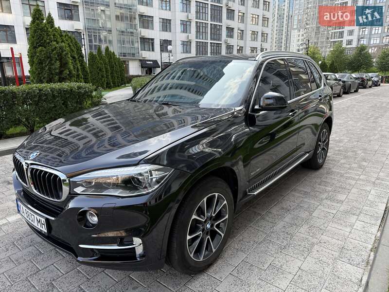 Позашляховик / Кросовер BMW X5 2017 в Києві