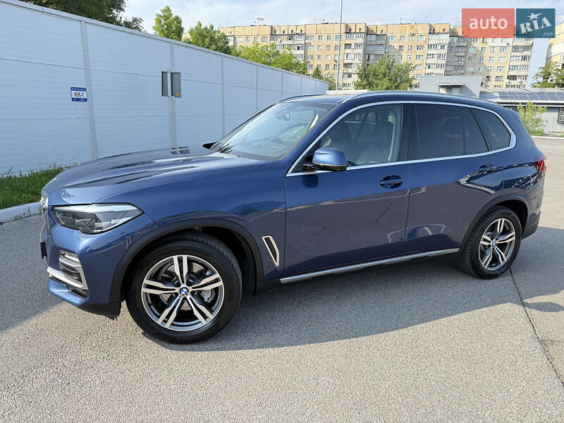 Позашляховик / Кросовер BMW X5 2021 в Львові