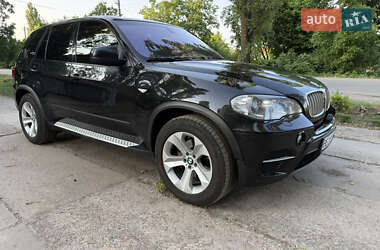 Внедорожник / Кроссовер BMW X5 2010 в 