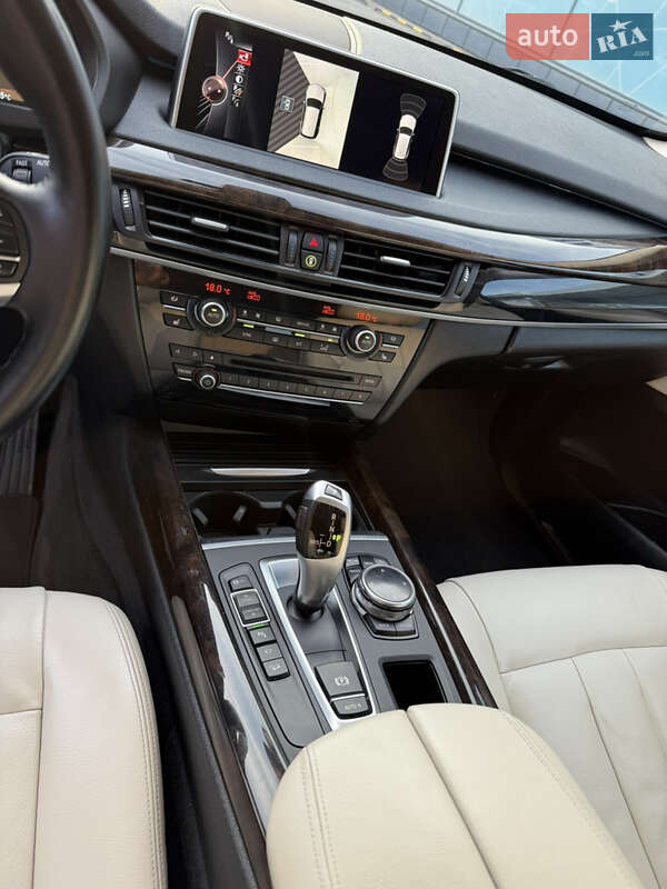 Внедорожник / Кроссовер BMW X5 2014 в Полтаве