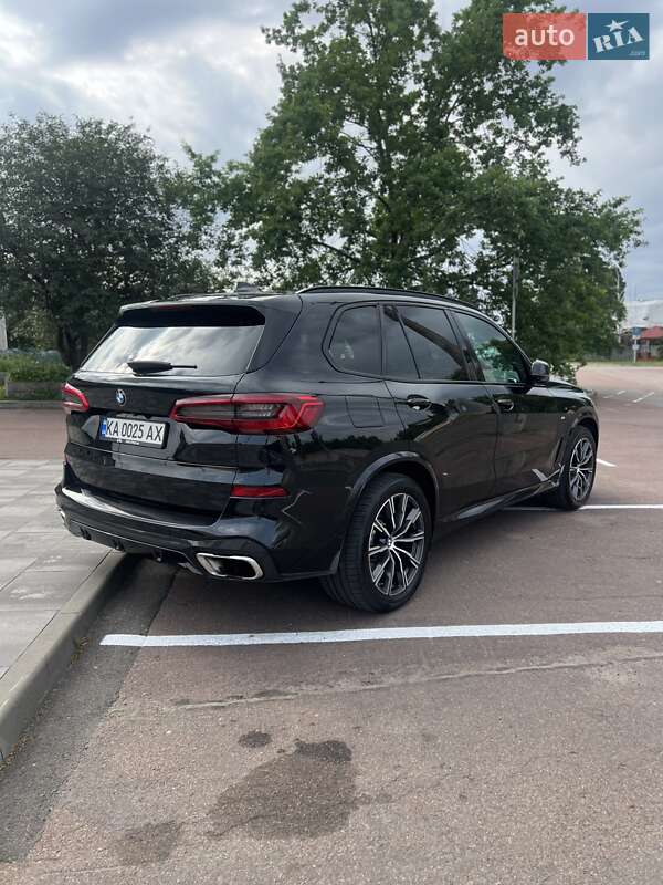Внедорожник / Кроссовер BMW X5 2019 в Киеве