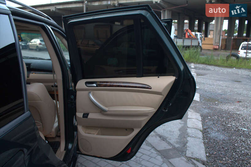 Внедорожник / Кроссовер BMW X5 2003 в Львове