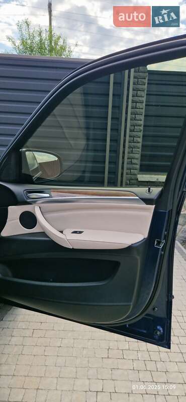 Внедорожник / Кроссовер BMW X5 2011 в Виннице