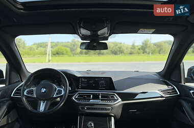 Внедорожник / Кроссовер BMW X5 2019 в 