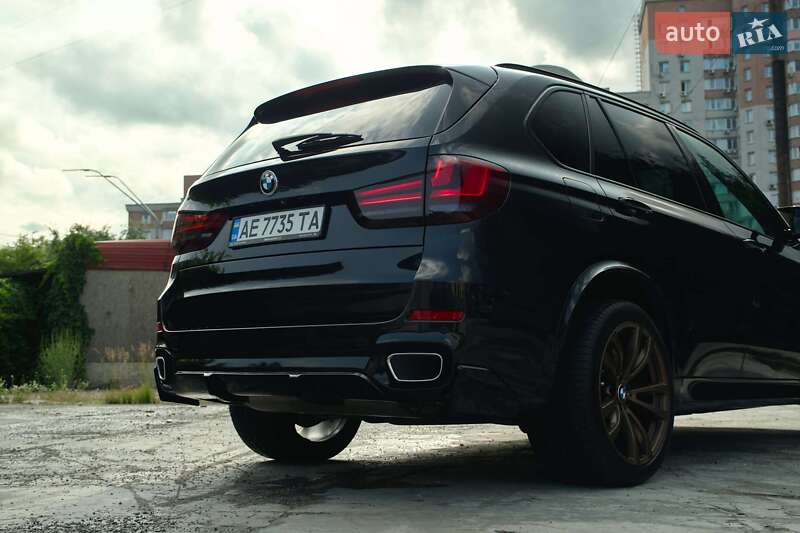 Позашляховик / Кросовер BMW X5 2015 в Києві
