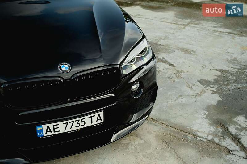 Позашляховик / Кросовер BMW X5 2015 в Києві