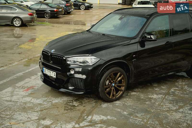 Позашляховик / Кросовер BMW X5 2015 в Києві