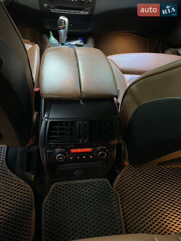Внедорожник / Кроссовер BMW X5 2009 в Бершади