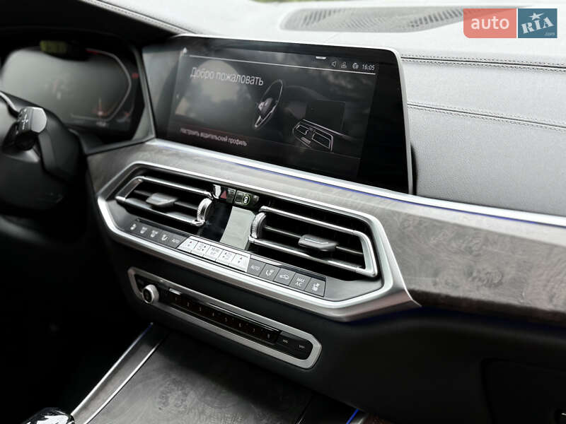Внедорожник / Кроссовер BMW X5 2020 в Одессе
