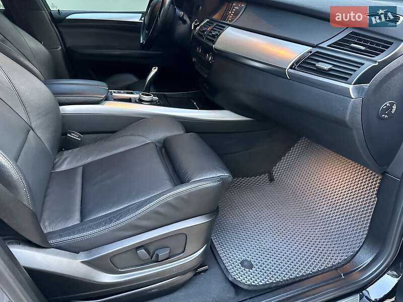 Позашляховик / Кросовер BMW X5 2010 в Вінниці